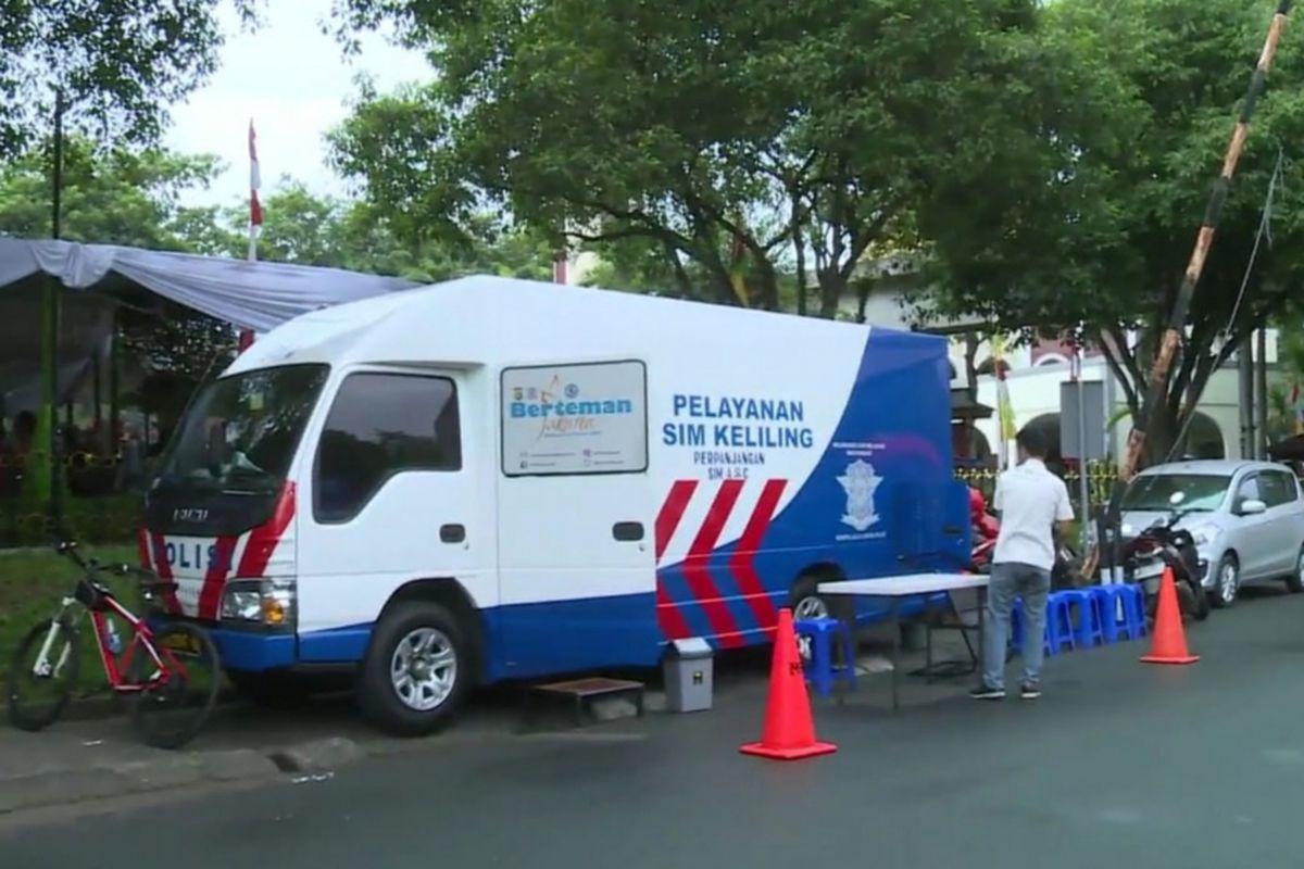 sim-keliling-jakarta-16-maret.jpg