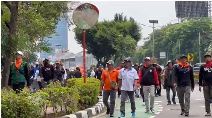 Di bawah Jejak Langkah Pertama Pidana Kerja Sosial KUHP