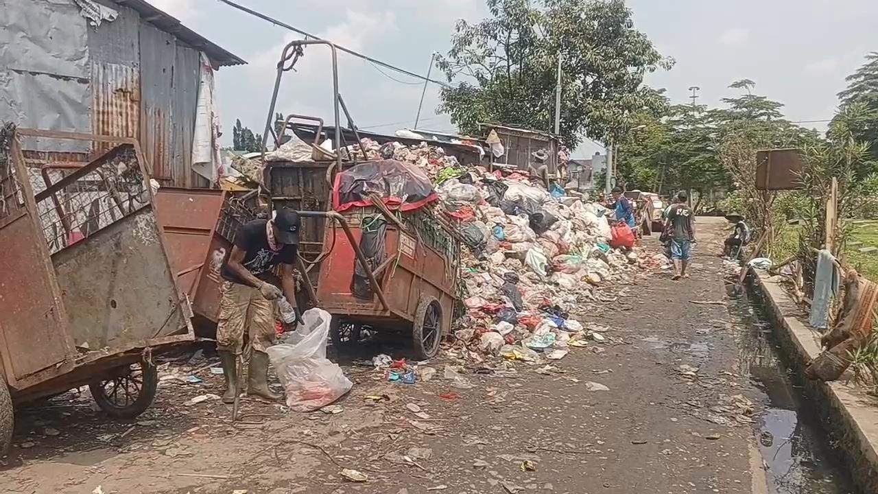 Lurah Pondok Kopi Jakarta Timur akan Melakukan OTT Bagi Pembuang Sampah di Bekas TPS Rawadas