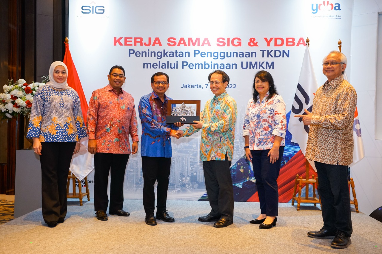 Kolaborasi SIG dan YDBA Dukung Peningkatan Penggunaan Produk Dalam Negeri Melalui UKM