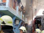 10-rumah-di-Jalan-Bumiputra-Putra-Ujung-RT-5-RW-18-Cipinang-terbakar-Jumat-2092024.jpg