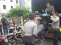 20141209-aparat-polres-bogor-kota-mengangkut-sepeda-motor-bodong.jpg