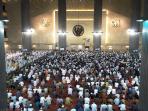 20160605-salat-tarawih4_20160605_213421.jpg
