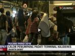 20160710puncak-arus-balik-di-terminal-kalideres-diperkirakan-senin_20160710_211818.jpg