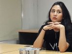 20180823jari-kelingking-sherina-munaf-berdarah-kena-pedang1_20180823_202339.jpg