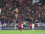 28027-suporter-saksikan-laga-Persija-Jakarta-kontra-Persita-Tangerang.jpg
