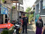 Anggota-Polsek-Tebet-datang-ke-lokasi-penembakan-di-Menteng-Dalam-Tebet-Jakarta-Selatan.jpg