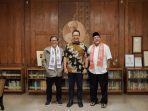 Anies-Baswedan-menerima-kedatangan-Pramono-Anung-Rano-Karno-Jumat-15112024.jpg