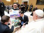 Arsjad-Rasjid-Co-Founder-5P-Global-Movement-saat-bertemu-Paus-Fransiskus-di-Vatikan.jpg