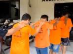 BEGAL-NYAMAR-MATEL-Polres-Metro-Bekasi-membongkar-komplotan-begal-ya.jpg