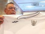 Benyamin-Davnie-memperlihatkan-Jersey-Timnas-Senin-2942024.jpg
