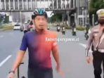 Beredar-video-di-media-sosial-menunjukkan-pesepeda-dilarang-melintas.jpg