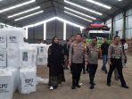 Brigjen-Bariza-Sulfilakukan-peninjauan-ke-gudang-logistik-KPU-Karawang.jpg