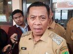 Bupati-Karawang-Aep-Syaepuloh-di-SDN-Gintungkerta-1.jpg