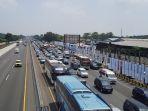 Contraflow-di-jalan-tol-jakarta-cikampek.jpg