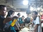 DKP-Kabupaten-Bogor-lakukan-sidak-pangan-di-Pasar-Cileungsi-pada-Senin-892025.jpg