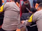 Detik-detik-Polisi-Dikagetkan-Ojol-yang-Dikira-Tewas-Tapi-Terbangun.jpg