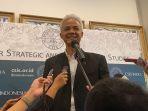 Ganjar-Pranowo-kepada-awak-media-di-Kantor-CSIS-Jakarta-Selasa-7112023.jpg