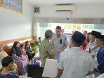 Jasa-Raharja-menyampaikan-korban-kecelakaan-bus-Rosalia-Indah-di-Km-370A.jpg