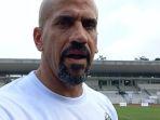 Juan-Sebastian-Veron-saat-diwawancarai-di-Stadion-Madya-Senayan-Jakarta-Kamis-162023.jpg