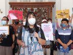 KOPAJA-menyerahkan-Surat-Peringatan-1-SP1-kepada-Gubernur-DKI.jpg