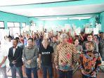 Kantor-pertanahan-Karawang-Bagikan-sertifikat.jpg