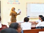 Kegiatan-belajar-mengajar-di-kelas.jpg