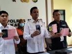 Kompol-Henrikus-Yossi-beri-keterangan-terkait-TPPO.jpg