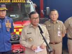 LAYANAN-PUBLIK-Gubernur-DKI-Jakarta-Pramono-Anung-di-Kebayoran-Lama-Jakarta-Selatan.jpg
