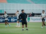 LIGA-2-Pelatih-Garudayaksa-FC-Eka-Ramdani-pada-Minggu-2892025.jpg