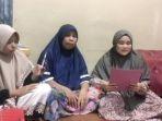 Laila-Dewi-istri-Mustofa-memberi-klarisikasi.jpg