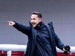 Legenda-sekaligus-mantan-kapten-Chelsea-Dennis-Wise.jpg