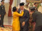 Luhut-Binsar-Pandjaitan-menangis-saat-menghadiri-acara-pelantikan-Maruli-Simanjuntak.jpg