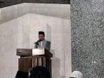Mahfud-MD-Khotbah-Salat-Idulfitri-di-Masjid-Nursiah-Daud-Paloh-Kedoya.jpg
