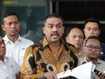 wartakota/Maman-Abdurrahman-beri-keterangan-usai-memberi-klarifikasi-di-gedung-Merah-Putih-KPK.jpg