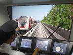 Masinis-operasikan-simulator-LRT-BOCC-di-MCC-Depo-LRT-Kelapa-Gading.jpg
