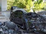 Mobil-Toyota-Fortuner-yang-kecelakaan-di-Exit-Tol-Plumpang-dan-menewaskan-3-p.jpg