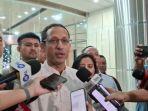 wartakota/Nadiem-Makarim-beri-keterangan-pers-usai-diperiksa-penyidik-Jampidsus-Kejagung.jpg