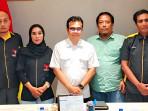 Nezar-Patria-saat-menerima-kunjungan-Agung-Nugroho-Senin-6102025-lalu.jpg