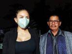 Nikita-Mirzani-di-Polres-Metro-Jakarta-Selatan-Kamis-malam.jpg