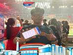 Nofa-Ristanto-menunjukkan-hasil-war-tiket-final-DBL-Jakarta-2025.jpg