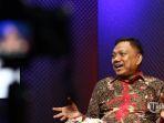 Olly-Dondokambey-saat-berkunjung-ke-redaksi-Tribun.jpg
