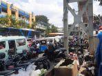 Parkir-liar-di-kawasan-Pasar-Tanah-Abang-Jakarta-Pusat-dikeluhkan-warga.jpg