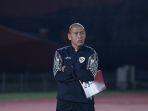 Pelatih-Timnas-Indonesia-U-16-Nova-Arianto-beberkan-kondisi-Garuda-Muda.jpg