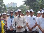 Penjabat-Gubernur-DKI-Jakarta-Heru-Hudi-Hartono-meninjau-pembebasan-lahan-Rawajati.jpg