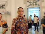 Penjabat-Pj-Gubernur-DKI-Jakarta-Heru-Budi-Hartono-saat-ditemui-usai-rapat-pimpinan-rapim.jpg