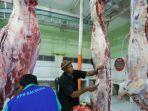 Petugas-di-Rumah-Potong-Hewan-RPH-Salatiga.jpg