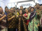 wartakota/Pj-Wali-Kota-Bekasi-Raden-Gani-Pendeta-Maria.jpg