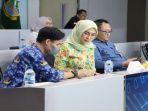 Plt-Kepala-DP3A-Kabupaten-Bekasi-Sri-Enny-Mainiarti.jpg