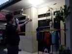 Polisi-lakukan-olah-TKP-di-rumah-dimana-ditemukan-4-bocah.jpg